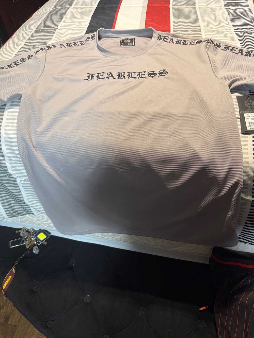 Fearless Graphic Crew Neck T-Shirt - Light Gray
